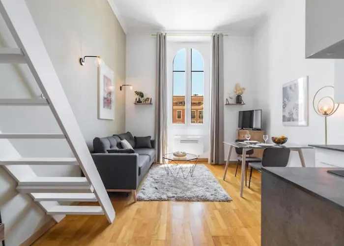 Deloye - Spacious Quiet Studio Wac Near Old Town